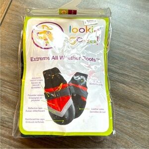 NWT Extreme All Weather Dog Boots. Size S (Beagle, Westie)